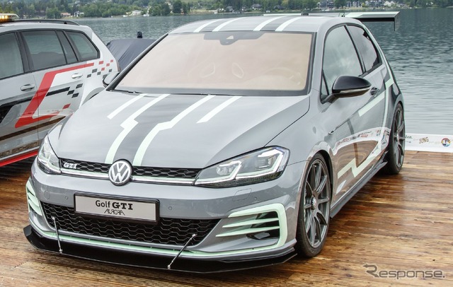 VW ゴルフ GTI オーロラ