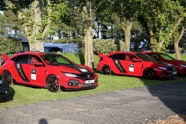 ホンダシビックType RがTTレースのマーシャルカーに(マン島TTレース2019)