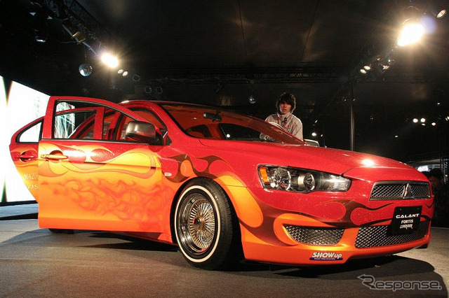 【東京オートサロン08】写真蔵…ギャランフォルティス LOWRIDER