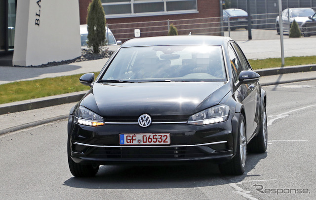 VW 謎の新型プロトタイプ(スクープ写真)