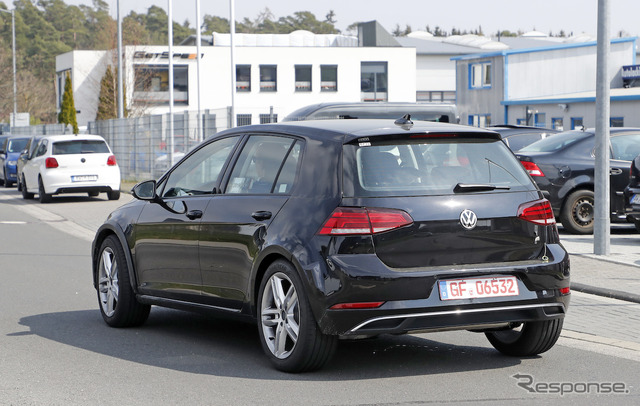 VW 謎の新型プロトタイプ(スクープ写真)