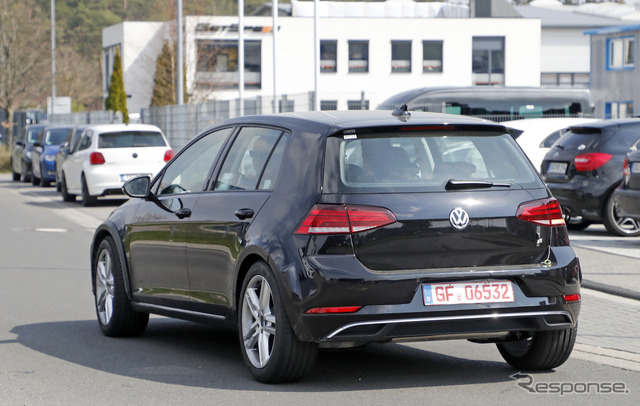 VW 謎の新型プロトタイプ(スクープ写真)