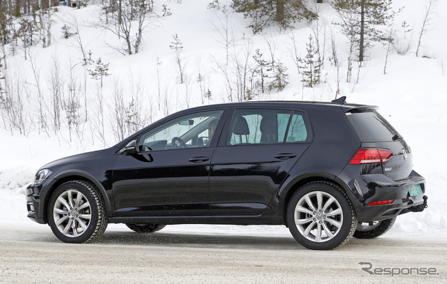 VW 謎の新型プロトタイプ(スクープ写真)