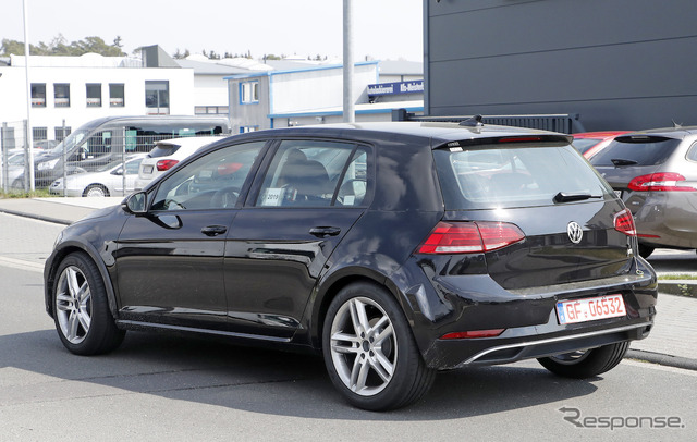 VW 謎の新型プロトタイプ(スクープ写真)