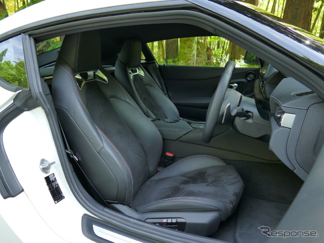 トヨタ スープラ 新型(SZ-R)
