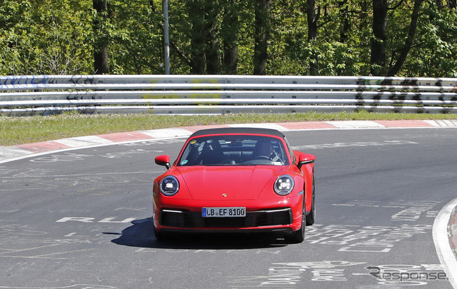 ポルシェ 911タルガ4 GTS 新型　スクープ写真