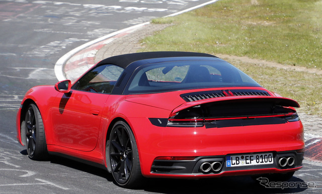 ポルシェ 911タルガ4 GTS 新型　スクープ写真