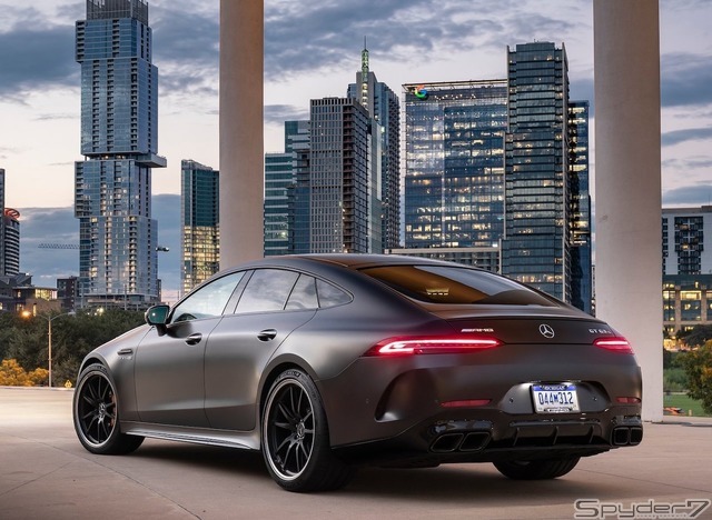 メルセデス AMG GT4ドアクーペ 63 S 4MATIC+(参考画像)