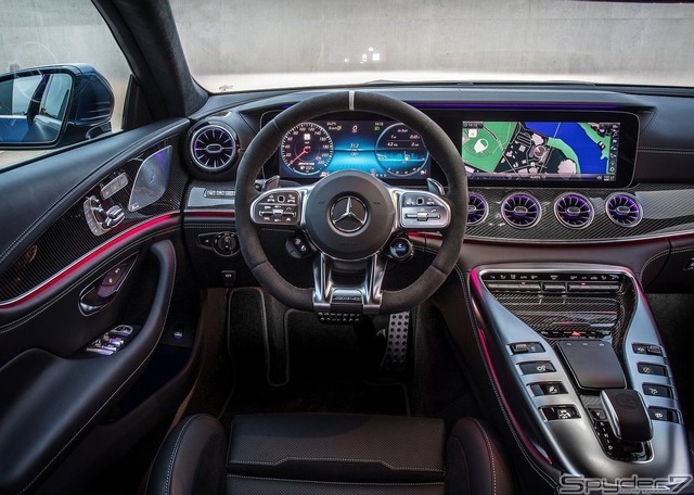 メルセデス AMG GT4ドアクーペ 63 S 4MATIC+(参考画像)