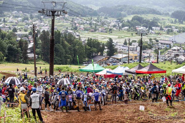 【JNCC 第4戦】初開催の全開コース戸狩で、馬場大貴が渡辺学に迫る