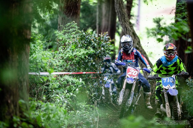 【JNCC 第4戦】初開催の全開コース戸狩で、馬場大貴が渡辺学に迫る