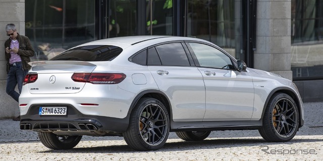 メルセデスAMG GLC63 S 4MATIC+クーペ 改良新型