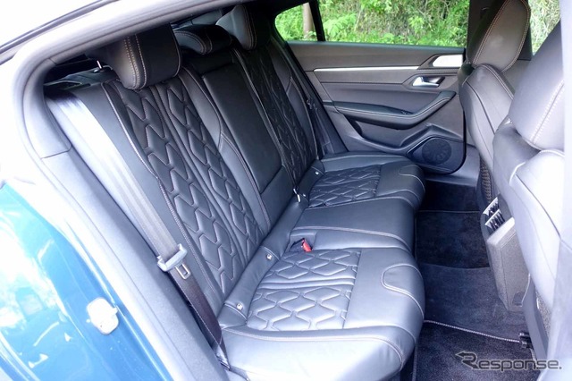 プジョー 508 新型(GTライン)
