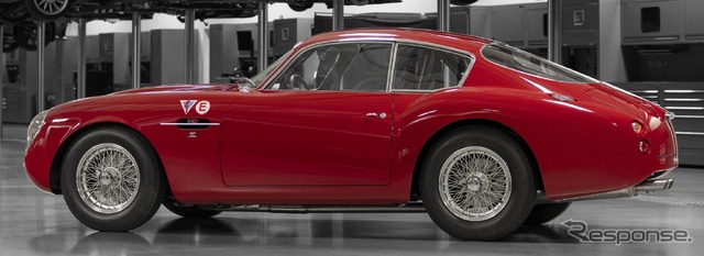 アストンマーティン DB4 GT Zagato コンティニュエーション