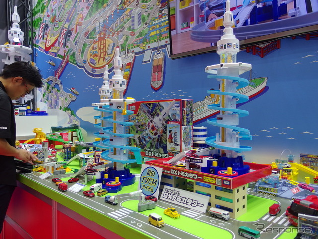 タカラトミーDXトミカタワー(東京おもちゃショー2019)