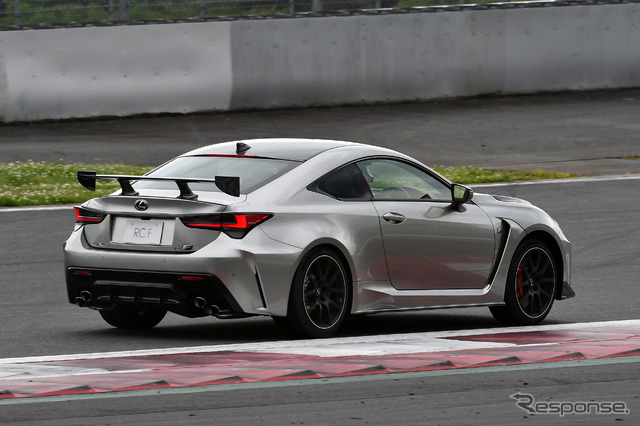 レクサス RC F 新型