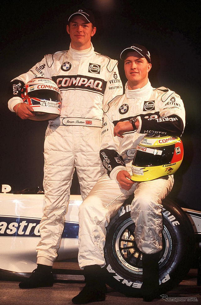 2000年、BMWウィリアムズからF1デビュー(向かって左)。チームメイトはラルフ・シューマッハ。