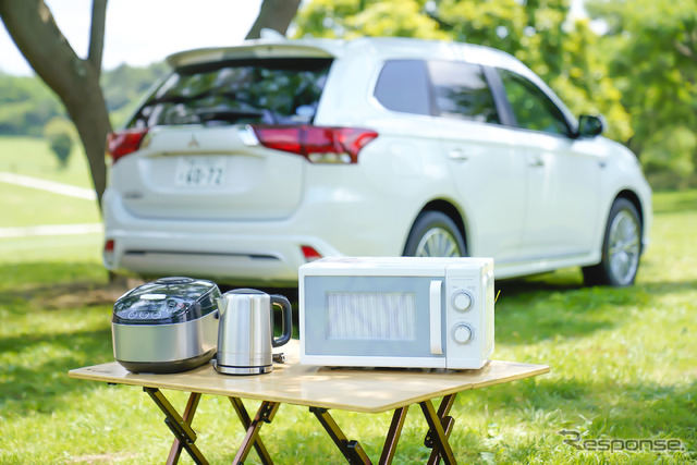 三菱 アウトランダーPHEV の100V AC電源(1500W)を使えば、さまざまな家電も活用できる