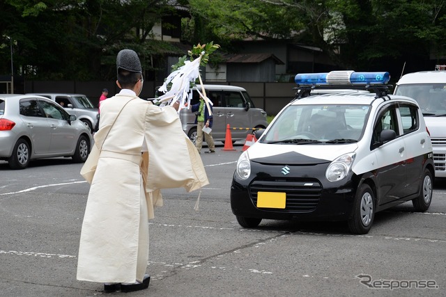 笠間稲荷神社　車の茅の輪くぐり