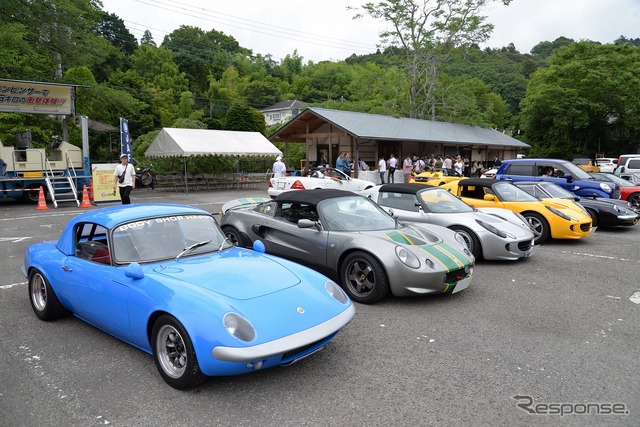 笠間稲荷神社　車の茅の輪くぐり