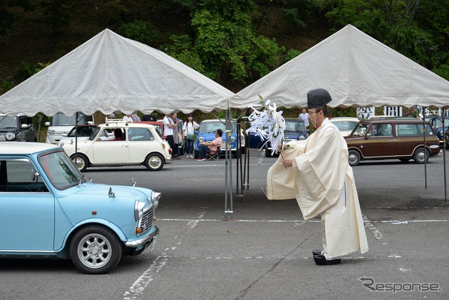 笠間稲荷神社　車の茅の輪くぐり