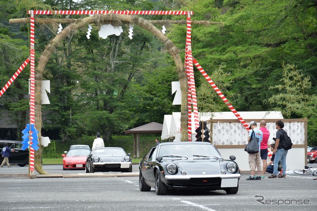 笠間稲荷神社　車の茅の輪くぐり