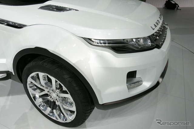 ランドローバー LRX