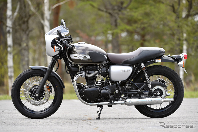 カワサキ W800 CAFE