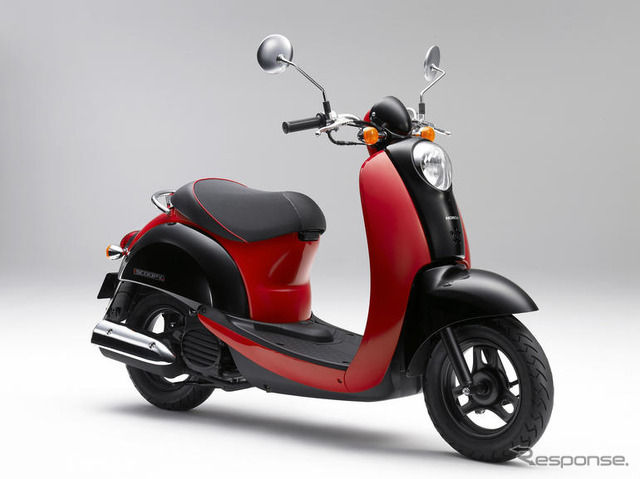 ホンダ クレアスクーピー 専用カラーリング仕様車