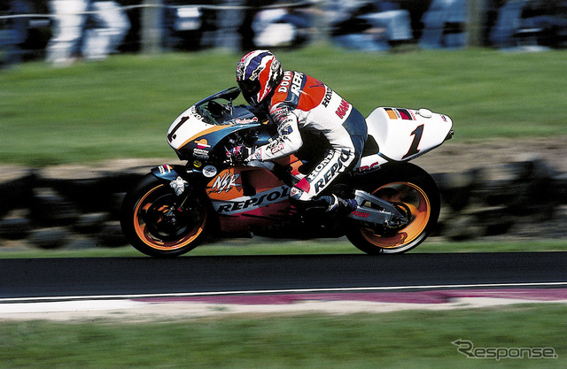 NSR500のミック・ドゥーハン選手(1998年)