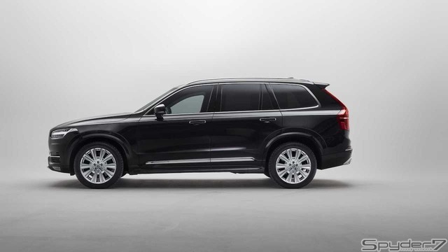 ボルボ　XC 90 Armored