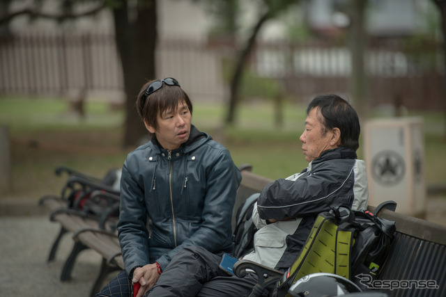 筆者と清原明彦氏(写真右)