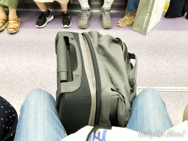 まさか私がいまからツーリングに行くなんて誰も思わないだろうなぁ(笑)。