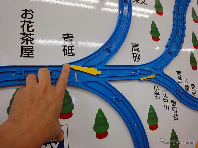 京成立石駅に出現した「けいせいたていしプラレール駅」