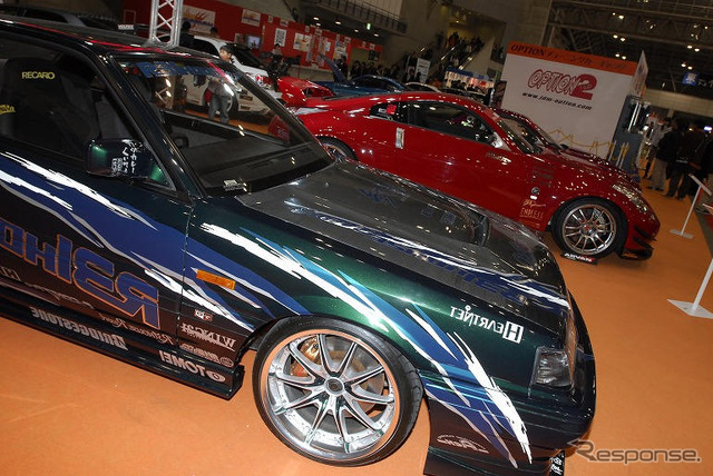 【東京オートサロン08】写真蔵…Option スカイライン
