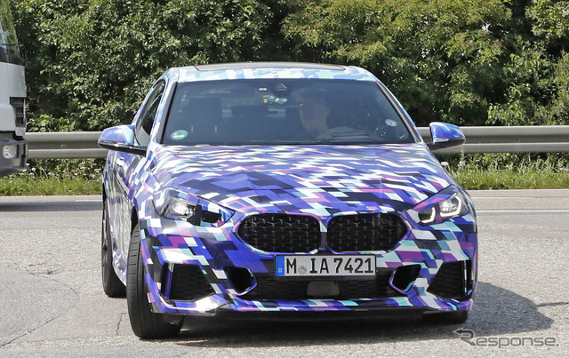 BMW 2シリーズグランクーペ プロトタイプ(スクープ写真)