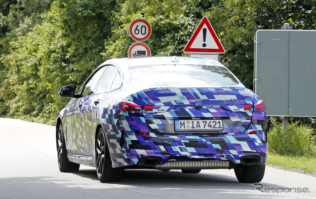 BMW 2シリーズグランクーペ プロトタイプ(スクープ写真)