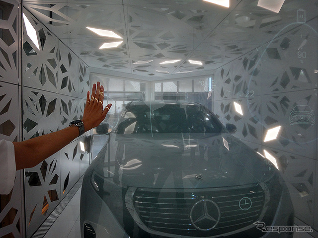 Mercedes me 東京で7月16~29日に開催される「LOVOT in EQ House」