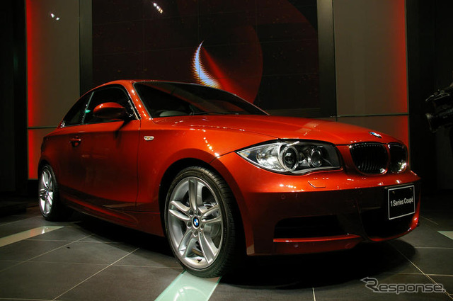 【BMW 1シリーズクーペ 日本発表】300馬力オーバーの6気筒ツインターボ搭載