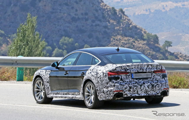 アウディ RS5スポーツバック 改良新型(スクープ写真)