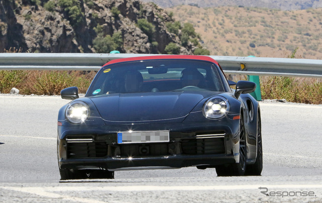 ポルシェ 911ターボ カブリオレ 新型プロトタイプ（スクープ写真）