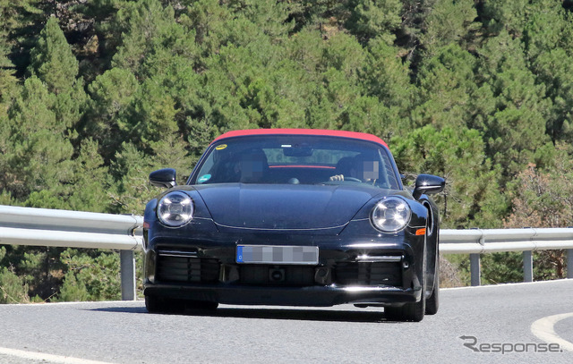 ポルシェ 911ターボ カブリオレ 新型プロトタイプ（スクープ写真）