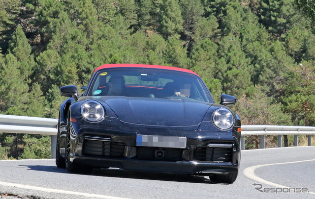 ポルシェ 911ターボ カブリオレ 新型プロトタイプ（スクープ写真）