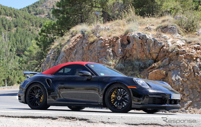 ポルシェ 911ターボ カブリオレ 新型プロトタイプ（スクープ写真）