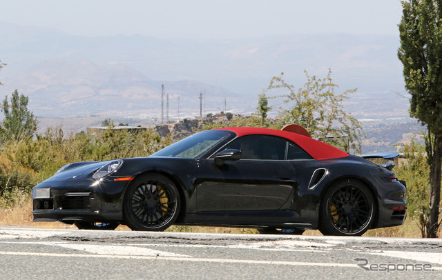 ポルシェ 911ターボ カブリオレ 新型プロトタイプ（スクープ写真）