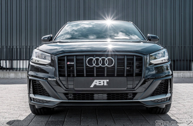 ABT アウディ　SQ2 チューニングカー