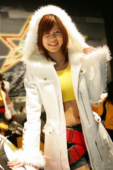 【東京オートサロン08】コンパニオン写真蔵…ダンロップ その3