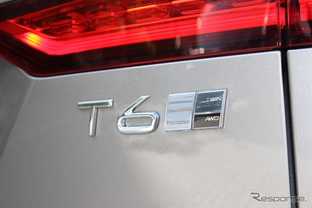 ボルボ V60 T6ツインエンジン(T6 TWIN ENGINE AWD INSCRIPTION)