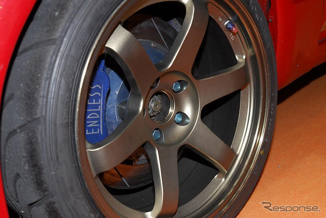 【東京オートサロン08】写真蔵…Option スカイライン GT-R R32
