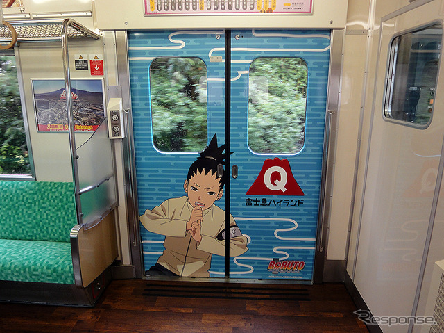 7月26日から富士急行線を走る富士急6000系「NARUTOトレイン」(C) 岸本斉史 スコット/集英社・テレビ東京・ぴえろ